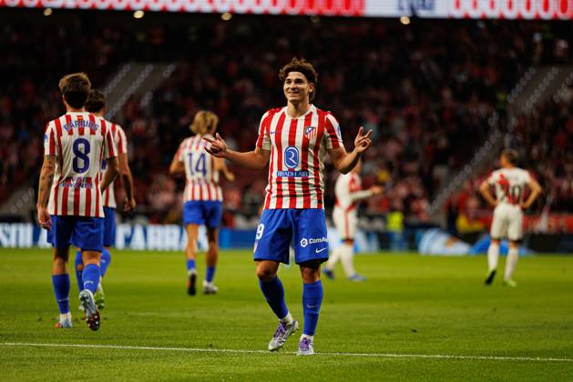 Julian Alvarez seen celebrating after scoring goal during LaLiga EA SPORTS 25 26 game between teams of Atletico de Madrid and Rayo Vallecano at Riyadh Air Metropolitano (Maciej Rogowski Ball Raw Images) Madrid Riyadh Air Metropolitano Spain Copyright: xMaciejxRogowskix maciejrogowski_atletico_rayo_2526-071