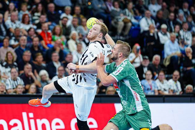 Throw Goal Eric Johansson THW Kiel, 21 GER, THW Kiel vs GWD Minden, Handball, 1 Bundesliga, Matchday 15, Season 2025 2026, 25 09 2025 GER, THW Kiel vs GWD Minden, Handball, 1 Bundesliga, Matchday 15, Season 2025 2026, 25 09 2025 Kiel Copyright: xEibner-Pressefoto MarcelxvonxFehrnx EP_MFN