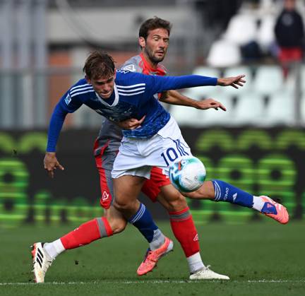 Mg Como 27 09 2025 - campionato di calcio serie A Como-Cremonese foto Matteo Gribaudi Image nella foto: Nico Paz-Franco Vazquez