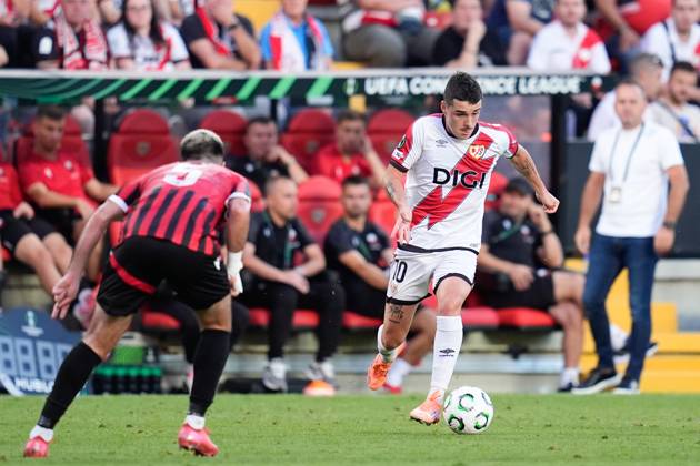 October 2, 2025, Madrid, Madrid, Spain: Sergio Camello of Rayo Vallecano in action during the UEFA Conference League 2025 26 League Phase MD1 match between Rayo Vallecano and KF Shkendija at Estadio de Vallecas on October 2, 2025, in Madrid, Spain. Madrid Spain - ZUMAa181 20251002_zaa_a181_027 Copyright: xDennisxAgyemanx