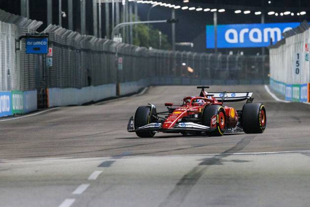 October 3, 2025, Singapore, Singapore: Charles Leclerc of Monaco drives the (16) Scuderia Ferrari HP SF-25 during the practice session two ahead of the F1 Grand Prix of Singapore at the Marina Bay Street Circuit. Singapore Singapore - ZUMAs197 20251003_aaa_s197_204 Copyright: xGeorgexHitchensx