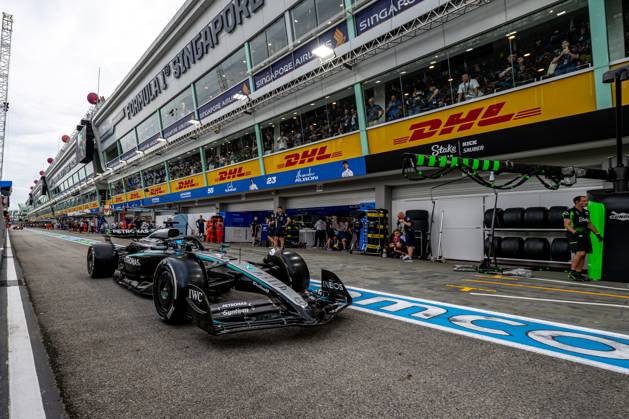 MARINA BAY, SINGAPORE: George Russell, racing for the Mercedes team during the 2025 Formula 1 Singapore Grand Prix at the Marina Bay Street Circuit in Marina Bay, Singapore