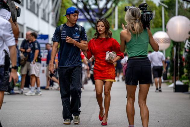 MARINA BAY, SINGAPORE: Alex Albon, racing for the Williams Racing team during the 2025 Formula 1 Singapore Grand Prix at the Marina Bay Street Circuit in Marina Bay, Singapore