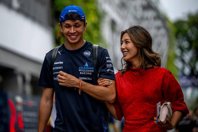 MARINA BAY, SINGAPORE: Alex Albon, racing for the Williams Racing team during the 2025 Formula 1 Singapore Grand Prix at the Marina Bay Street Circuit in Marina Bay, Singapore