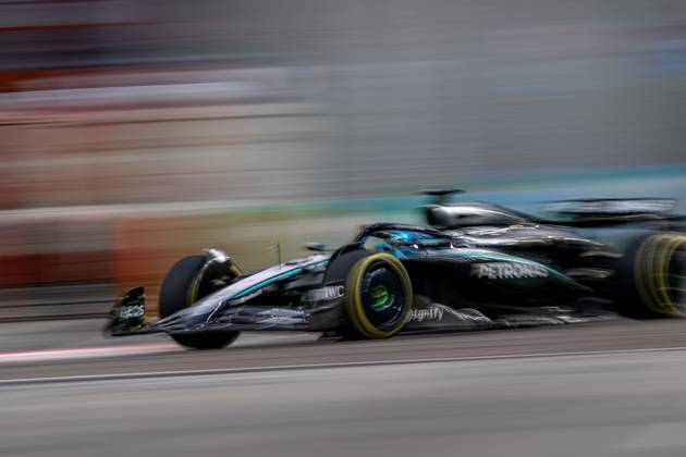 MARINA BAY, SINGAPORE: George Russell, racing for the Mercedes team during the 2025 Formula 1 Singapore Grand Prix at the Marina Bay Street Circuit in Marina Bay, Singapore