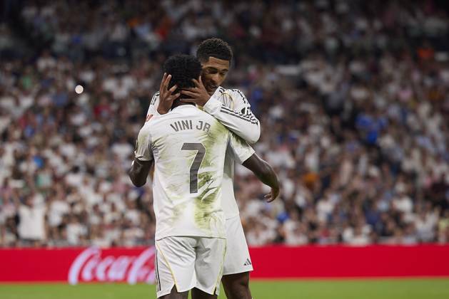 Vinicius Jr (Real Madrid CF) and Jude Bellingham (Real Madrid CF) gestures during the LaLiga EA Sports match between Real Madrid v Villarreal CF at Santiago Bernabà u on October 4, 2025 in Madrid, Spain. (Photo by Manu Reino DeFodi Images) Vinicius Jr Real Madrid CF and Jude Bellingham Real Madrid CF gestures during the LaLiga EA Sports match between Real Madrid v Villarreal CF at Santiago Bernabà u on October 4, 2025 in Madrid, Spain Photo by Manu Reino DeFodi Images