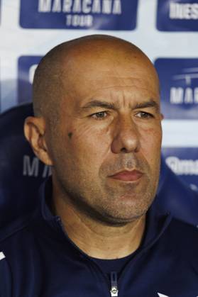 Rio de Janeiro, Brazil October 02 Cruzeiro Head Coach Leonardo Jardim looks on prior to the Brasileirao Betano 2025 match between Flamengo and Cruzeiro at Estadio do Maracana on October 02, 2025 in Rio de Janeiro, Brazil Photo by Daniel Castelo Branco Eurasia Sport Images Rio de Janeiro Estadio do Maracana Rio de Janeiro Brazil Copyright: x x2025xEurasiaxSportxImagesx jp-en-EuSpIm-DCB_Flamengo_Cruzeiro_03Oct2025_BRA045