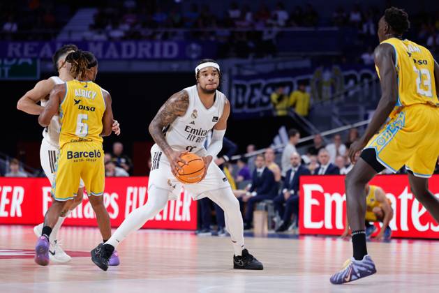 October 5, 2025, Madrid, Madrid, Spain: Chuma Okeke of Real Madrid in action during the Spanish League, Liga ACB Endesa, basketball match played between Real Madrid and Dreamland Gran Canaria at Movistar Arena on October 05, 2025, in Madrid, Spain. Madrid Spain - ZUMAa181 20251005_zaa_a181_044 Copyright: xDennisxAgyemanx