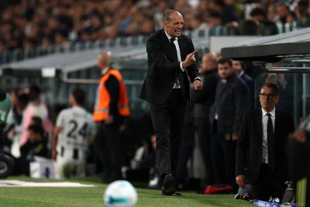 Juventus Fc - Ac Milan Massimiliano Allegri, head coach of Ac Milan yells during the Serie A match beetween Juventus Fc and Ac Milan at Allianz Stadium on October 5, 2025 in Turin, Italy . Torino Allianz Stadium Italy Copyright: xMarcoxCanonierox