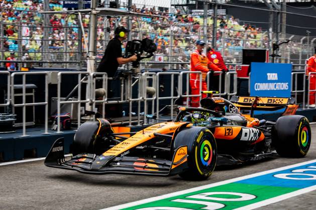 October 4, 2025, Singapore, Singapore: Lando Norris of Great Britain and McLaren F1 Team during Free Practice 3 Formula One Singapore Grand Prix. Singapore Singapore - ZUMAs197 20251004_aaa_s197_1213 Copyright: xJayxHiranox