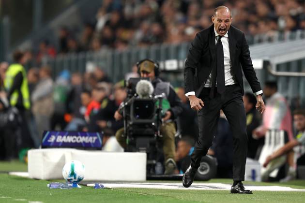 Juventus Fc - Ac Milan Massimiliano Allegri, head coach of Ac Milan gestures during the Serie A match beetween Juventus Fc and Ac Milan at Allianz Stadium on October 5, 2025 in Turin, Italy . Torino Allianz Stadium Italy Copyright: xMarcoxCanonierox