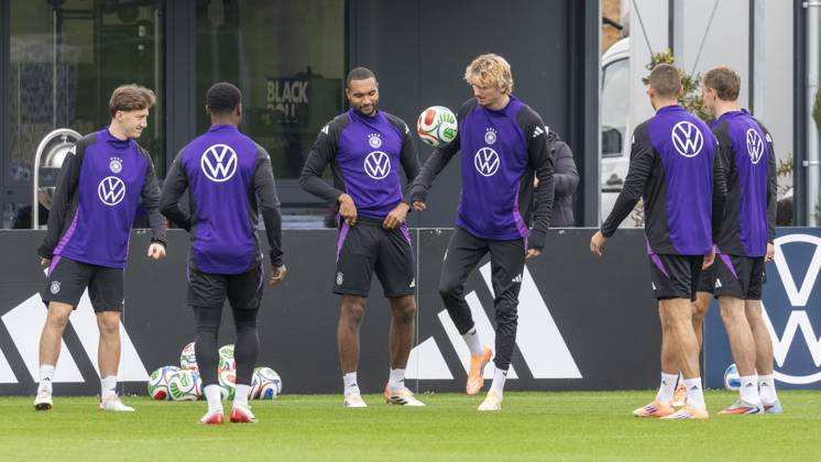 Football, World Cup qualifiers, Germany national team, Training