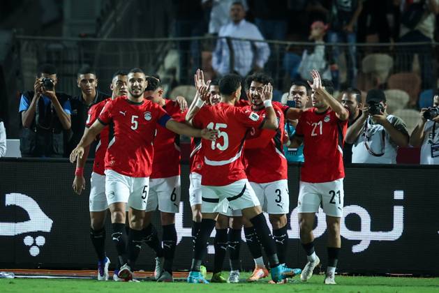 Egypt v Guinea-Bissau - FIFA World Cup, WM, Weltmeisterschaft, Fussball African Qualifiers - Match Group A Mohamed Hamdi of Egypt celebrates with a teammate after scoring the first goal during the FIFA World Cup African qualifiers Match Group A between Egypt and Guinea-Bissau at Cairo International Stadium in Cairo, Egypt, on October 12, 2025. Cairo Egypt  Copyright: xAymanxArefx originalFilename:aref-notitle251012_nperQ.jpg