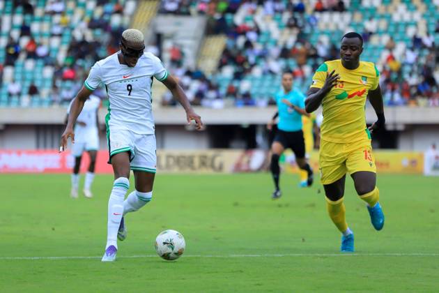 UYO, NIGERIA - OCTOBER 14: Victor Osimhen of Nigeria during the 2026 FIFA World Cup, WM, Weltmeisterschaft, Fussball qualifier match between Super Eagles of Nigeria and Benin Republic at Godwill Akpabio Stadium on October 14, 2025 in Uyo, Nigeria. Photo by Nsidibe Akpan Copyright: xx
