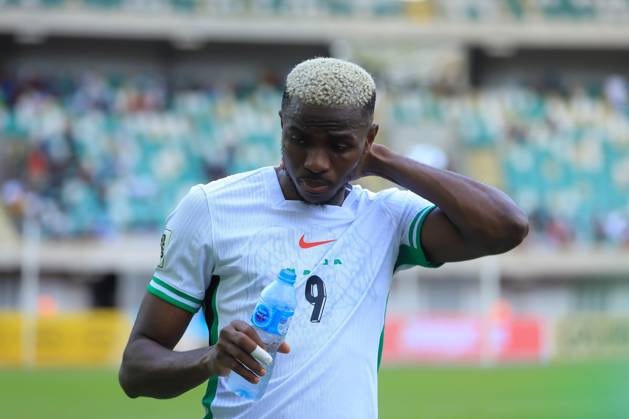 UYO, NIGERIA - OCTOBER 14: Victor Osimhen of Nigeria during the 2026 FIFA World Cup, WM, Weltmeisterschaft, Fussball qualifier match between Super Eagles of Nigeria and Benin Republic at Godwill Akpabio Stadium on October 14, 2025 in Uyo, Nigeria. Photo by Nsidibe Akpan Copyright: xPicasax3.0x