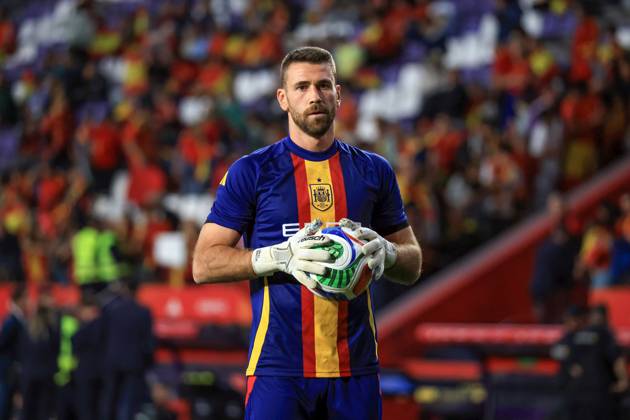 Football, Ballon d’Or 2026, Unai Simon named Goalkeeper of the Year, archive photos