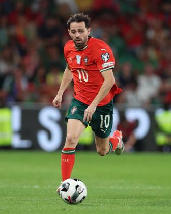 POR: Portugal v Hungary. World Cup Qualifiers match. Bernardo Silva of Portugal during the World Cup Qualifiers match between Portugal and Hungary national teams played at Jose Alvalade Stadium on October 14, 2025 in Lisboa, Portugal. Copyright: xMiguelxMarruffox xPRESSINx MM_251014_2526_192