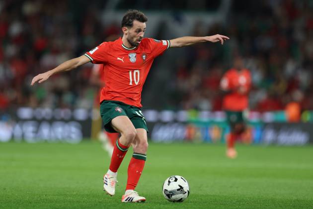 POR: Portugal v Hungary. World Cup Qualifiers match. Bernardo Silva of Portugal during the World Cup Qualifiers match between Portugal and Hungary national teams played at Jose Alvalade Stadium on October 14, 2025 in Lisboa, Portugal. Copyright: xMiguelxMarruffox xPRESSINx MM_251014_2526_208