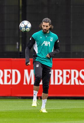 Football - UEFA Champions League - Eintracht Frankfurt v Liverpool FC LIVERPOOL, ENGLAND - Tuesday, October 21, 2025: Liverpool s Dominik Szoboszlai during a training session at the AXA Training Centre ahead of the UEFA Champions League match between Eintracht Frankfurt and Liverpool FC. (Photo by Jessica Hornby Propaganda) Copyright: xDavidxRawcliffex P2025-10-21-LFC-Training-Frankfurt-3