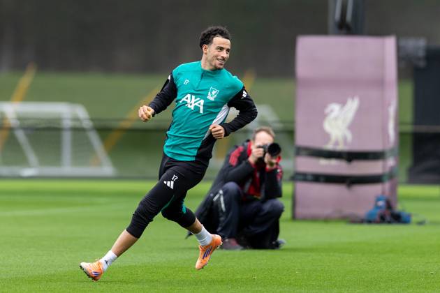 Football - UEFA Champions League - Eintracht Frankfurt v Liverpool FC LIVERPOOL, ENGLAND - Tuesday, October 21, 2025: Liverpool s Curtis Jones during a training session at the AXA Training Centre ahead of the UEFA Champions League match between Eintracht Frankfurt and Liverpool FC. (Photo by Jessica Hornby Propaganda) Copyright: xDavidxRawcliffex P2025-10-21-LFC-Training-Frankfurt-15