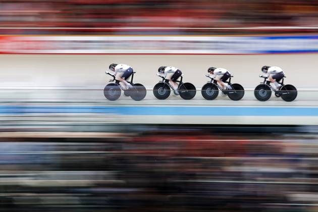 2025 Tissot UCI Track World Championships Picture by Alex Whitehead SWpix.com - 22 10 2025 - Cycling - 2025 Tissot UCI Track World Championships - Velodromo Penalolén, Santiago, Chile - Women s Team Pursuit - Qualifying - Messane Brautigam (Germany), Franziska Brausse (Germany), Lisa Klein (Germany), Mieke Kroger (Germany) Copyright: x xSWpix.comx(t axPhotographyxHubxLtd)xAlexxWhitehead SWpix.comx SWP-3030-10408