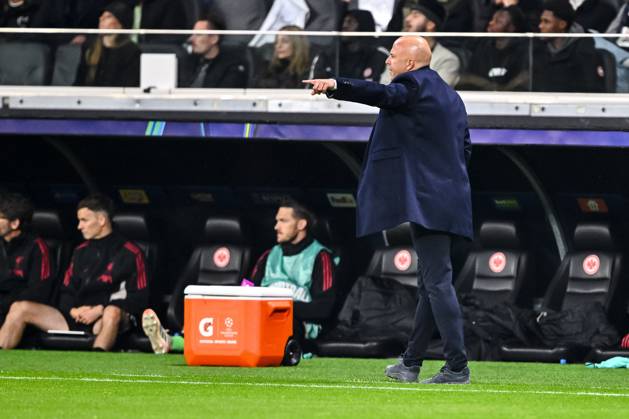 Trainer Arne Slot (Liverpool FC) gestures during the UEFA Champions League 2025 26 League Phase MD3 match between Eintracht Frankfurt and Liverpool FC at Frankfurt Stadion on October 22, 2025 in Frankfurt am Main, Germany. (Photo by Harry Langer DeFodi Images) Coach Arne Slot Liverpool FC gestures during the UEFA Champions League 2025 26 League Phase MD3 match between Eintracht Frankfurt and Liverpool FC at Frankfurt Stadion on October 22, 2025 in Frankfurt am Main, Germany Photo by Harry Langer DeFodi Images