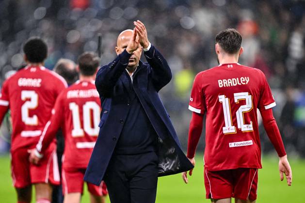 Trainer Arne Slot (Liverpool FC) gestures during the UEFA Champions League 2025 26 League Phase MD3 match between Eintracht Frankfurt and Liverpool FC at Frankfurt Stadion on October 22, 2025 in Frankfurt am Main, Germany. (Photo by Harry Langer DeFodi Images) Coach Arne Slot Liverpool FC gestures during the UEFA Champions League 2025 26 League Phase MD3 match between Eintracht Frankfurt and Liverpool FC at Frankfurt Stadion on October 22, 2025 in Frankfurt am Main, Germany Photo by Harry Langer DeFodi Images