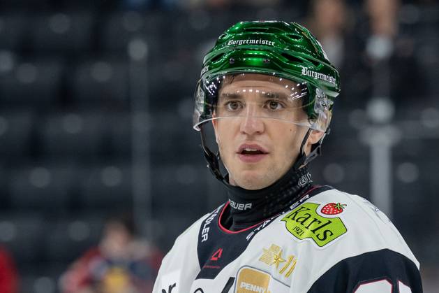 Frederik Tiffels Eisbaeren Berlin, 95 Portrait Portraet GER, EHC Red Bull Muenchen vs Eisbaeren Berlin, Ice Hockey, DEL, Matchday 13, Season 2025 2026, 23 10 2025 GER, EHC Red Bull Muenchen vs Eisbaeren Berlin, Ice Hockey, DEL, Matchday 13, Season 2025 2026, 23 10 2025 Muenchen Copyright: xEibner-Pressefoto HeikexFeinerx EP_HFR