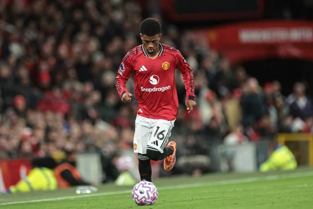 Premier League Manchester United, ManU v Brighton and Hove Albion Amad Diallo of Manchester United breaks with the ball during the Premier League match Manchester United vs Brighton and Hove Albion at Old Trafford, Manchester, United Kingdom, 25th October 2025 (Photo by Mark Cosgrove News Images) Manchester Old Trafford Greater Manchester United Kingdom Copyright: xMarkxCosgrove NewsxImagesx