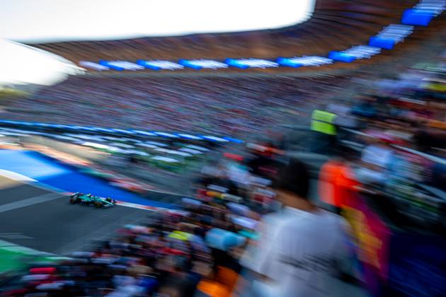 MEXICO CITY, MEXICO: Fernando Alonso, racing for the Aston Martin F1 team during the 2025 Formula 1 Mexico City Grand Prix at the Autodromo Hermanos Rodriguez in Mexico City, Mexico