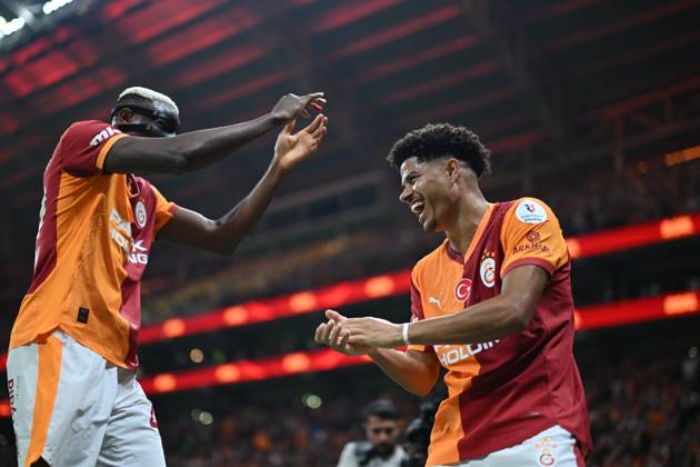 Galatasaray v Goztepe - Turkish Super Lig ISTANBUL, TURKIYE - OCTOBER 26: Gabriel Sara (8) of Galatasaray celebrates a score during the Turkish Super Lig week 10 football match between Galatasaray and Goztepe at RAMS Park Stadium in Istanbul, Turkiye on October 26, 2025. Abdulhamid Hosbas Anadolu Istanbul Turkey. Editorial use only. Please get in touch for any other usage. Copyright: x2025xAnadoluxAbdulhamidxHosbasx