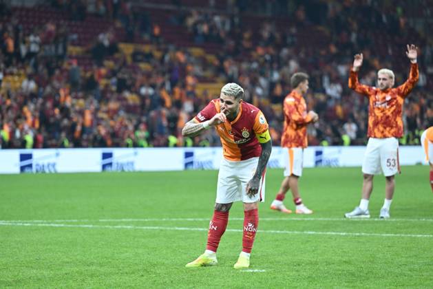 Galatasaray v Goztepe - Turkish Super Lig ISTANBUL, TURKIYE - OCTOBER 26: Mauro Icardi of Galatasaray celebrates after the Turkish Super Lig week 10 football match between Galatasaray and Goztepe at RAMS Park Stadium in Istanbul, Turkiye on October 26, 2025. Abdulhamid Hosbas Anadolu Istanbul Turkey. Editorial use only. Please get in touch for any other usage. Copyright: x2025xAnadoluxAbdulhamidxHosbasx