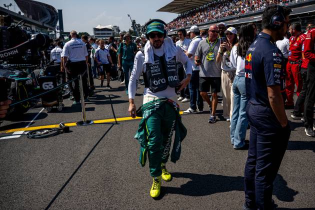 MEXICO CITY, MEXICO: Fernando Alonso, racing for the Aston Martin F1 team during the 2025 Formula 1 Mexico City Grand Prix at the Autodromo Hermanos Rodriguez in Mexico City, Mexico