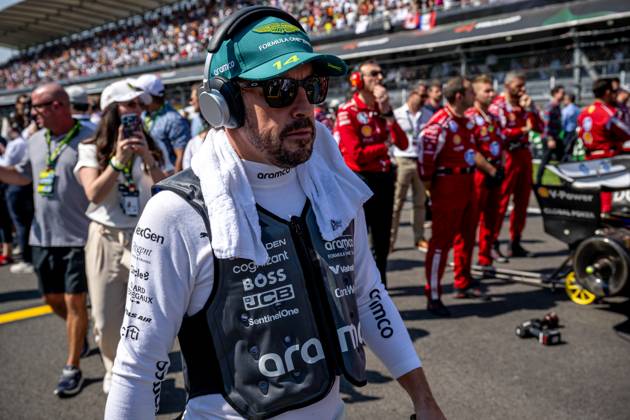 MEXICO CITY, MEXICO: Fernando Alonso, racing for the Aston Martin F1 team during the 2025 Formula 1 Mexico City Grand Prix at the Autodromo Hermanos Rodriguez in Mexico City, Mexico