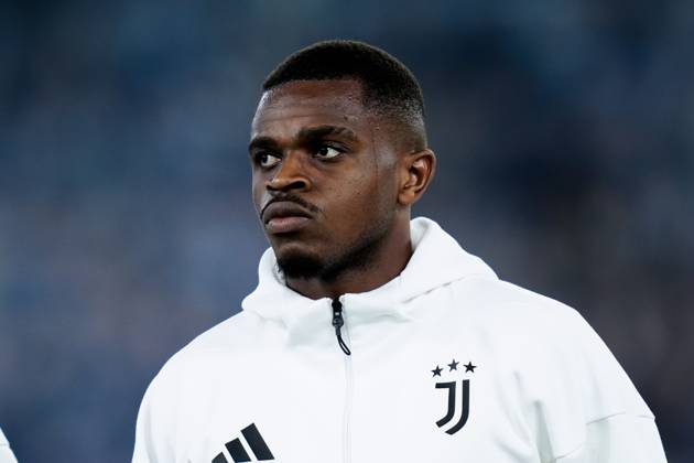 SS Lazio v Juventus FC - Serie A Enilive Pierre Kalulu of Juventus FC looks on during the serie Serie A Enilive match between SS Lazio and Juventus FC at Olimpico on October 26, 2025 in Rome, Italy Rome Stadio Olimpico Lazio Italy Copyright: xGiuseppexMaffiax 251026_SerieA_Lazio-Juventus_GM_8900