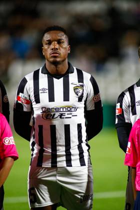 Liga Portugal 2: Portimonense - Torreense Portimao, Portugal - 30 10 2025: Liga Portugal 2 Meu Super 9th round match between SC Portimonense and SCU Torreense at Estadio Municipal de Portimao 15 Portimonense midfielder, Joao Vitor Xavier de Almeida Mandatory Credit: Toby Tande Avant Sports Agency Portimao Estadio Municipal de Portimao Portugal Copyright: xTobyxTandex