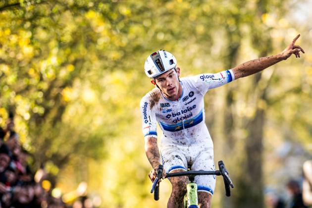 Belgian Thibau Nys celebrates as he crosses the finish line to win the men elite race of the Koppenbergcross, the first race (out of eight) of the X2O Badkamers trophy cyclocross competition, in Melden, Oudenaarde, on Saturday 01 November 2025. JASPERxJACOBS  x138628006x