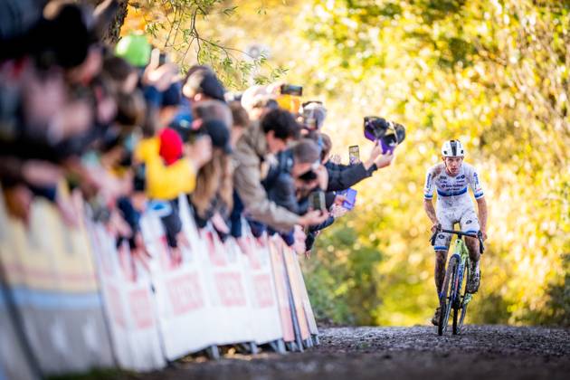 Belgian Thibau Nys celebrates as he crosses the finish line to win the men elite race of the Koppenbergcross, the first race (out of eight) of the X2O Badkamers trophy cyclocross competition, in Melden, Oudenaarde, on Saturday 01 November 2025. JASPERxJACOBS  x138628077x