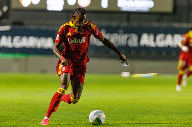 Andre Luiz seen during Liga Portugal game between teams of CF Estrela Amadora and Rio Ave FC at Estadio Jose Gomes (Maciej Rogowski Ball Raw Images) Amadora Estadio Jose Gomes Portugal Copyright: xMaciejxRogowskix maciejrogowski_estrela_rioave_2526-208
