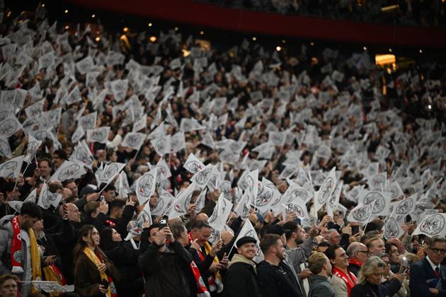 Ajax v Galatasaray - UEFA Champions League AMSTERDAM, NETHERLANDS - NOVEMBER 05: Fans of Ajax show their support during the UEFA Champions League week 4 football match between Ajax and Galatasaray at Johan Cruijff Arena in Amsterdam, Netherlands on November 05, 2025. Dursun Aydemir Anadolu Amsterdam Netherlands. Editorial use only. Please get in touch for any other usage. Copyright: x2025xAnadoluxDursunxAydemirx