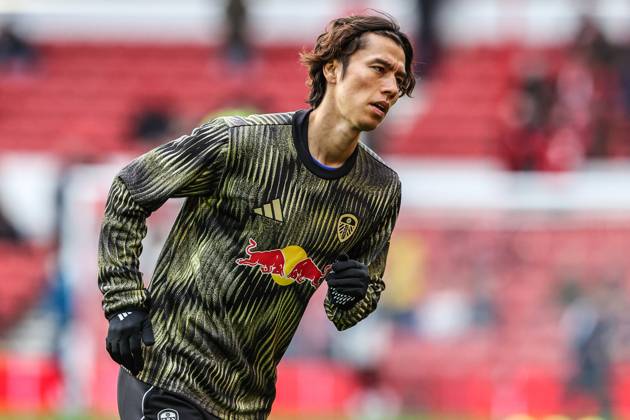 Premier League Nottingham Forest v Leeds United Ao Tanaka of Leeds United in the pregame warmup session during the Premier League match Nottingham Forest vs Leeds United at City Ground, Nottingham, United Kingdom, 9th November 2025 (Photo by Alfie Cosgrove News Images) Nottingham City Ground Nottinghamshire United Kingdom Copyright: xAlfiexCosgrove NewsxImagesx