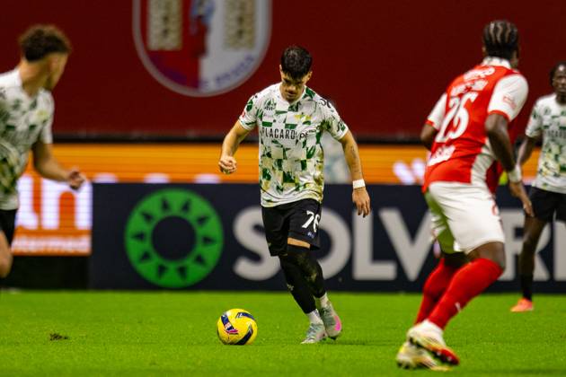 Dinis Pinto seen during Liga Portugal game between teams of Sporting Braga and Moreirense FC at Estadio Municipal de Braga (Bernardo Benjamim Ball Raw Images) Braga Estadio Municipal de Braga Portugal Copyright: xBernardoxBenjamimx bernardobenjamim_Braga_Moreirense_2526-37