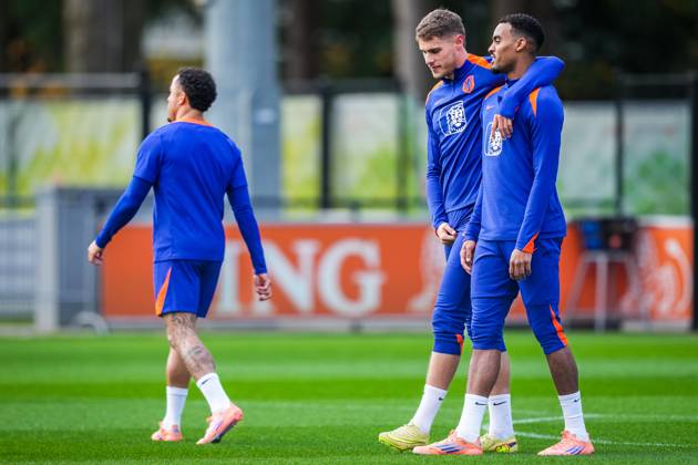 ZEIST , 11-11-2025 , KNVB Campus , season 2025 2026 , Dutch International football , Training session Netherlands , picture shows Netherlands player Micky van de Ven and Netherlands player Ryan Gravenberch Training session Netherlands 11-11-2025  x31985918x Copyright: