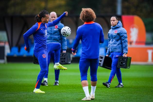 ZEIST , 11-11-2025 , KNVB Campus , season 2025 2026 , Dutch International football , Training session Netherlands , picture shows Netherlands player Nathan Ake Training session Netherlands 11-11-2025  x31986262x Copyright: