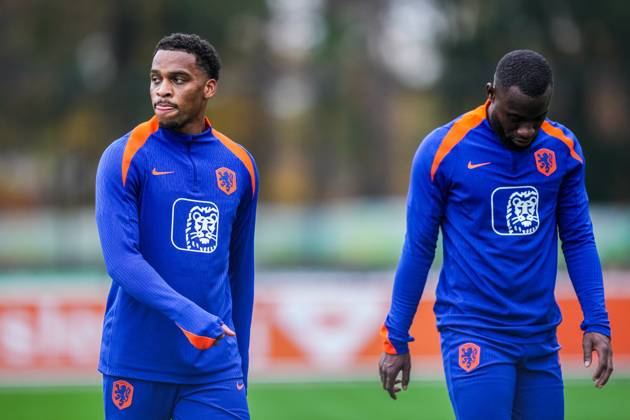ZEIST , 11-11-2025 , KNVB Campus , season 2025 2026 , Dutch International football , Training session Netherlands , picture shows Netherlands player Jurien Timber and Netherlands player Lutsharel Geertruida Training session Netherlands 11-11-2025  x31986263x Copyright: