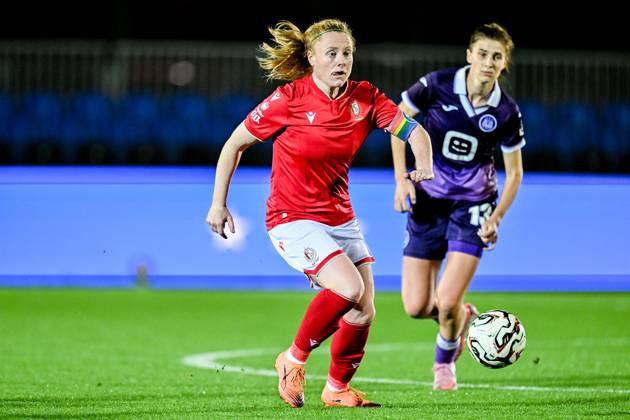 251115 RSC ANDERLECHT VS STANDARD Amber Barrett (9) of Standard pictured during a female soccer game between RSC Anderlecht Women and Standard Femina de Liege on the 9th matchday of the 2024 - 2025 season of the Belgian Lotto Womens Super League , on Saturday 15 November 2025 in Deinze , Belgium . PHOTO SPORTPIX Stijn Audooren Deinze Belgium Copyright: xStijnxAudoorenx 20251115_132402_SA2_3944
