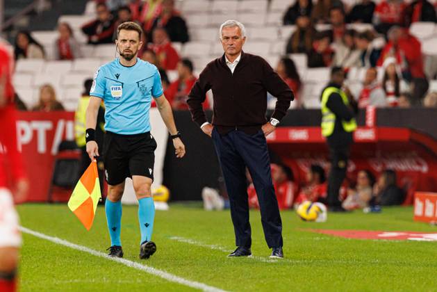 Jose Mourinho seen during Liga Portugal game between SL Benfica and Casa Pia AC (Maciej Rogowski Ball Raw Images) Lisbon Estadio Da Luz Portugal Copyright: xMaciejxRogowskix maciejrogowski_slbenfica_casapia_2526-170