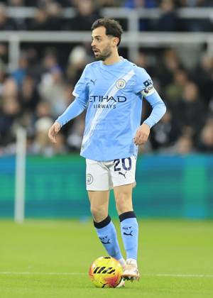 Newcastle United v Manchester City Premier League Bernardo Silva of Manchester City on the ball during the Premier League match at St. James s Park, Newcastle UK Newspapers OUT Copyright: xFredxPalmerx FIL-22535-0080