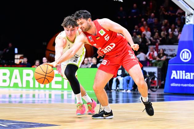 23 11 2025 Basketball Season 2025 2026 2 Bundesliga Pro A 10 Matchday Nuremberg Falcons Basketball Club NBC BBC Bayreuth AlSch xalxscx Noah Wabersich 9, BBC Bayreuth Tim Köpple Koepple 5, Nuremberg Falcons BC NBC
