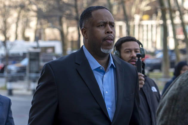 Basketball, Ex-NBA star Damon Jones appears for trial in New York